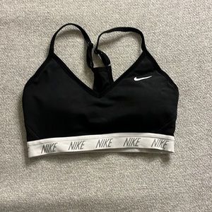 Nike indie sports bra